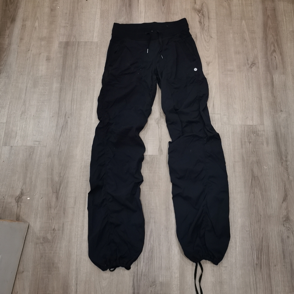 Lululemon Studio size 4 pants